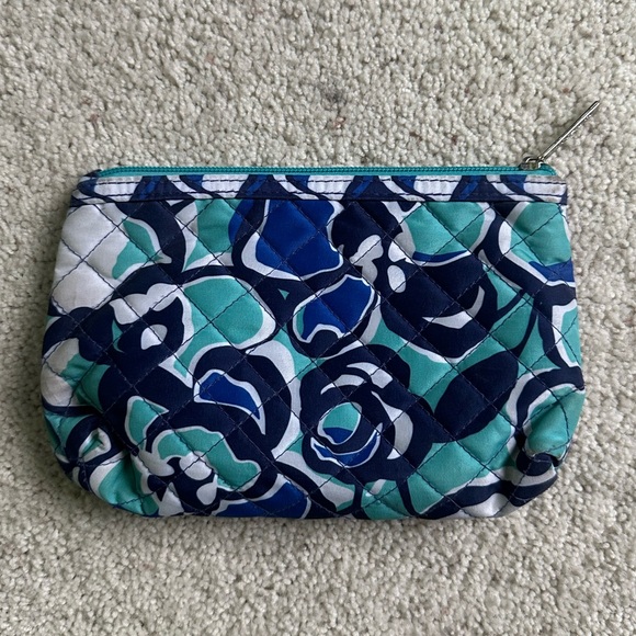 Modella Quilted Small Bag - Picture 2 of 3